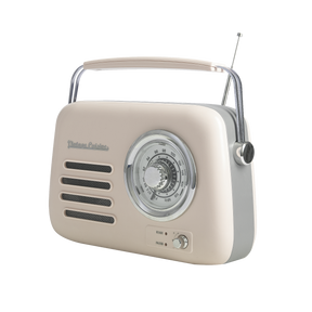 Chrome retro radio with bluetooth speaker by Vintage Cuisine